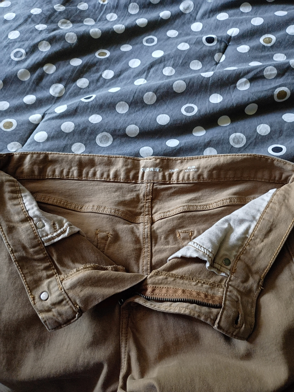 Old Navy Slim Straight Khaki Jeans - Picture 4 of 9